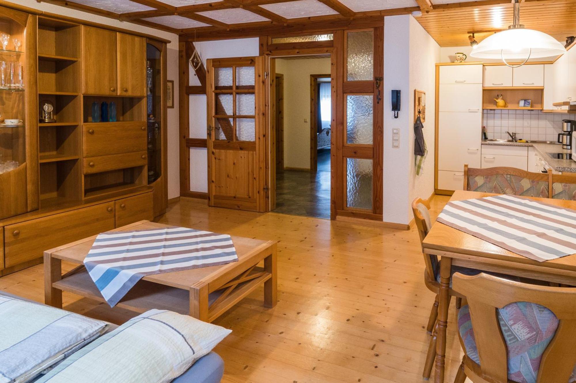 Ferienwohnung Jasmin Виден Екстериор снимка